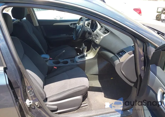 3N1AB7AP9EY215895: 42757902