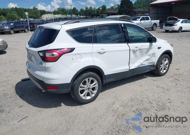 1FMCU9GD1JUB35766: 42758002