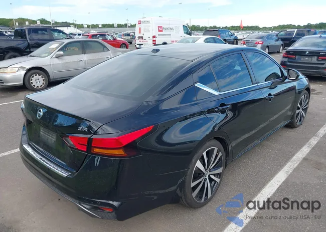 1N4BL4CV8LN321229: 42759185