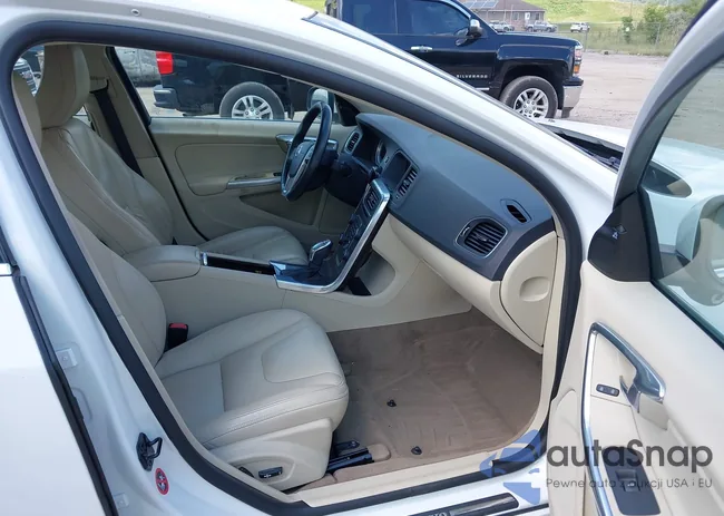 YV1612FS8D1222095: 42759279