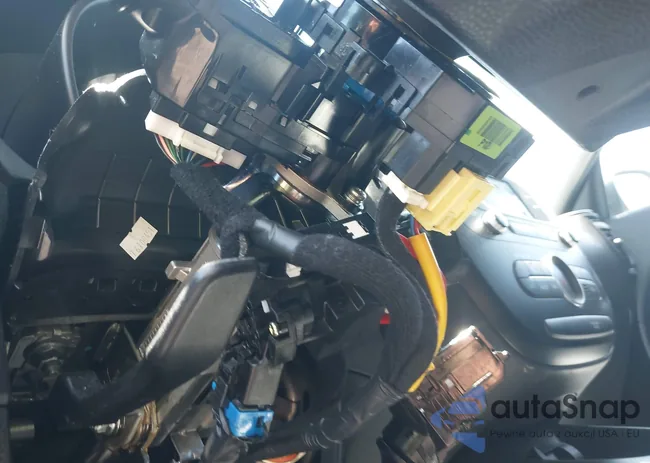 KNDJP3A56H7429299: 42759496