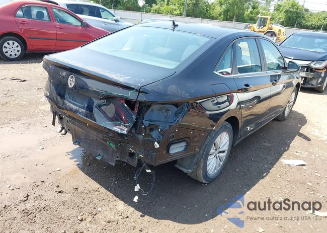 3VWC57BU4KM037153: 42759548