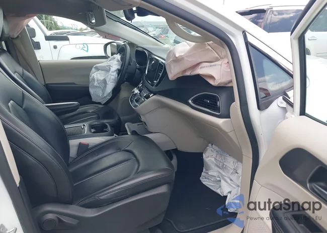 2C4RC1BG5PR559686: 42759588