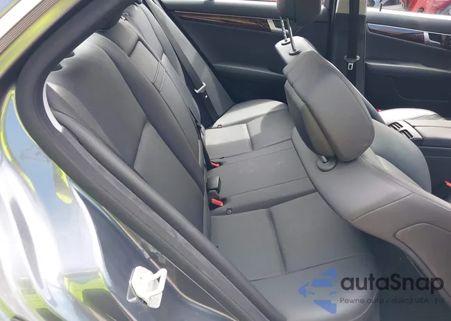 WDDGF8ABXDA837081: 42759638