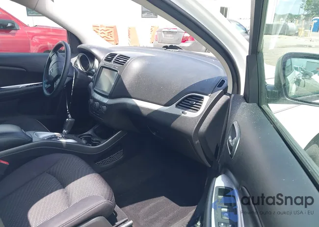 3C4PDCBB7DT728765: 42759663