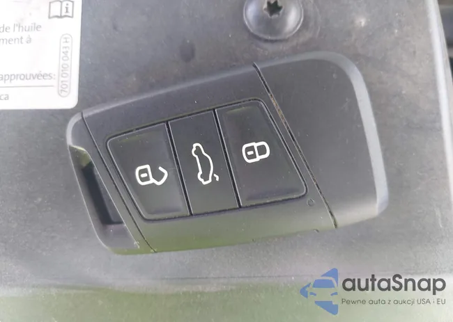 3VVGX7B23PM380879: 42758881