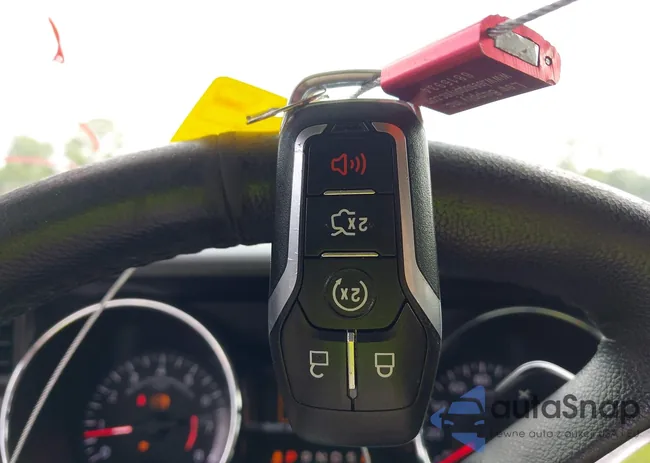 1FATP8UH7F5402588: 42758985