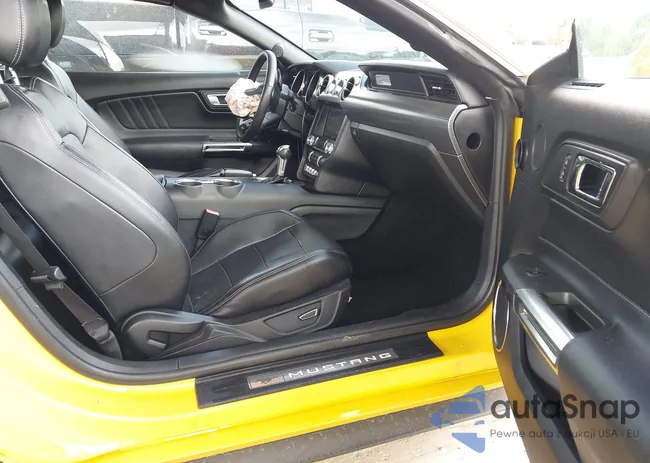 1FATP8UH7F5402588: 42758985