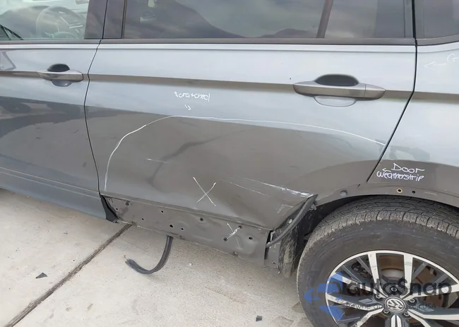 3VV1B7AX6MM040221: 42758993