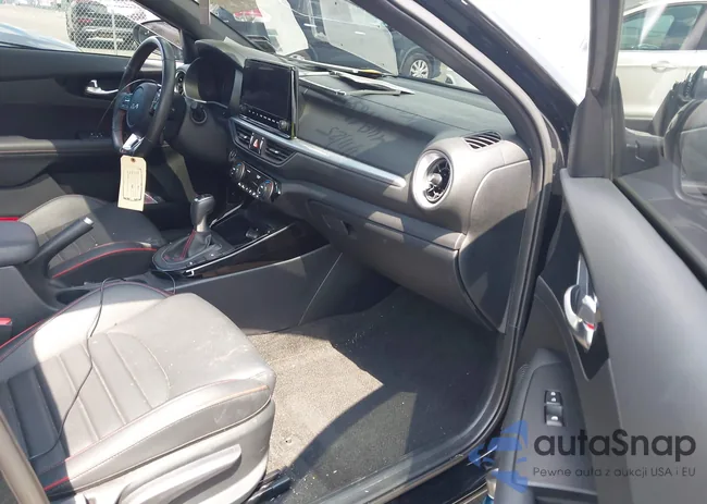 3KPF44AC9RE753531: 42759047