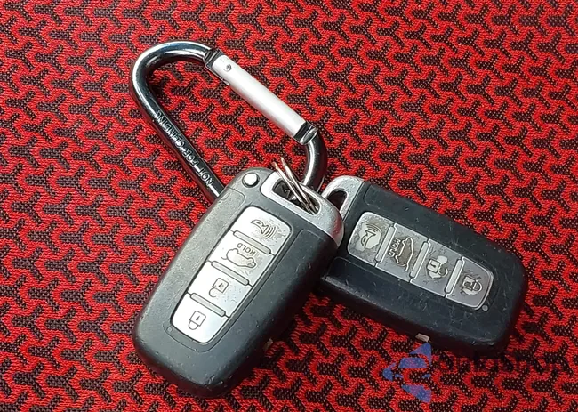 KNDPC3A6XB7163095: 42760371