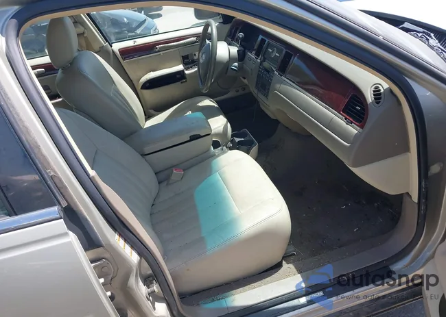 1LNHM81W94Y623970: 42760488