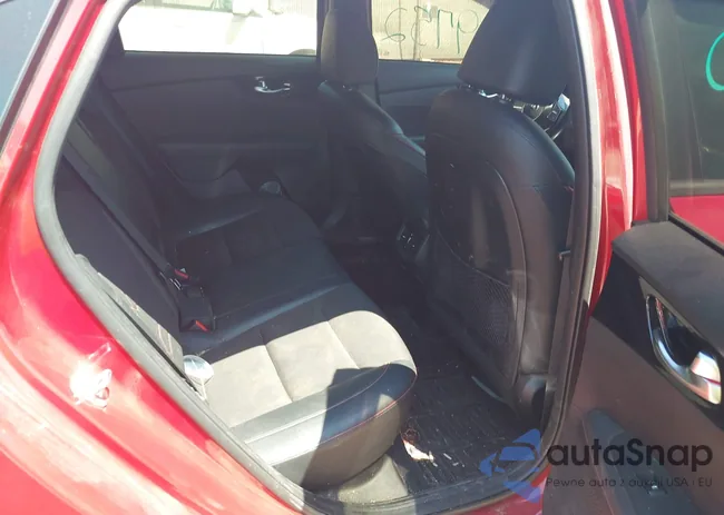 3KPF44ACXME272728: 42759752