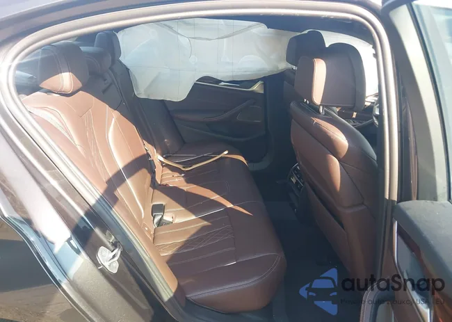 WBAJE7C31HG479338: 42759915