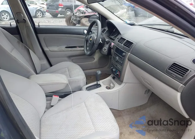 1G1AL58F887301323: 42761075