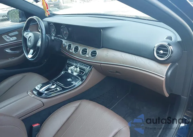 WDDZF4JB9HA203137: 42761212