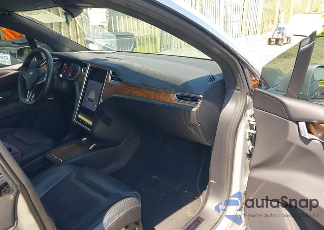 5YJXCBE21GF014593: 42761288