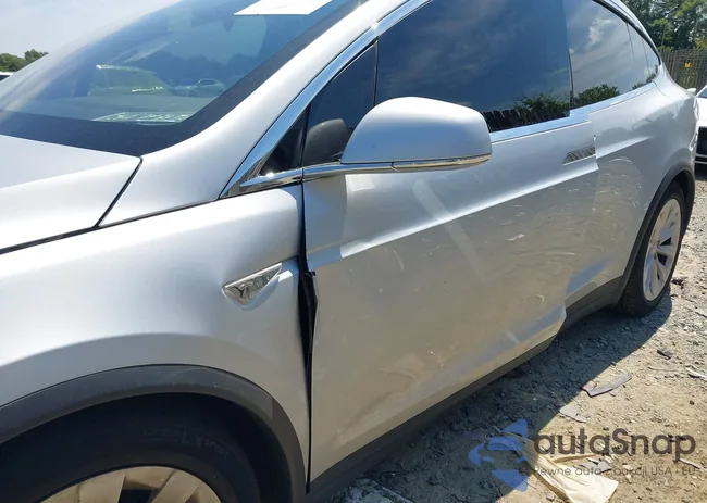 5YJXCBE21GF014593: 42761288