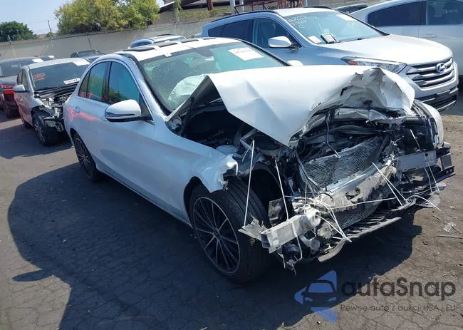 WDDWF8DB4KR460138: 42761358