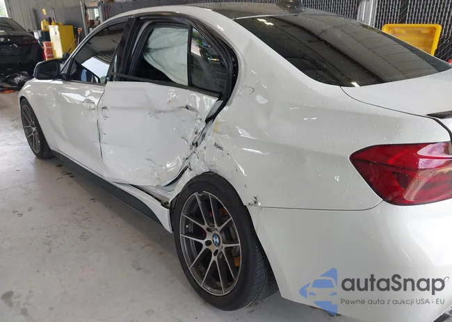 WBA8E9G51GNU28700: 42760727