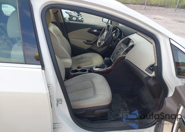 1G4PR5SK3F4212873: 42760728