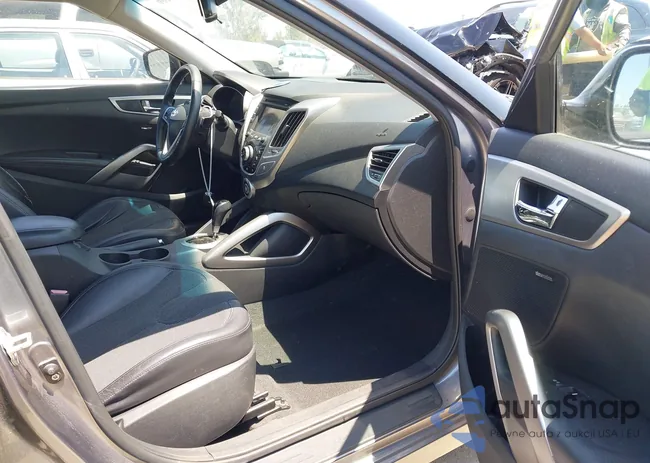 KMHTC6AD3CU053941: 42762186