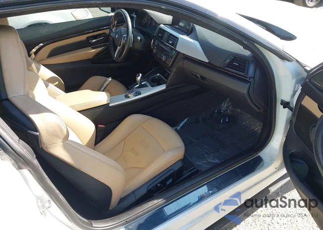 WBS3R9C59FK332216: 42761675