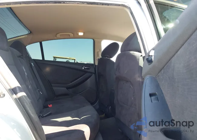 1N4AL2AP1CC230853: 42761904