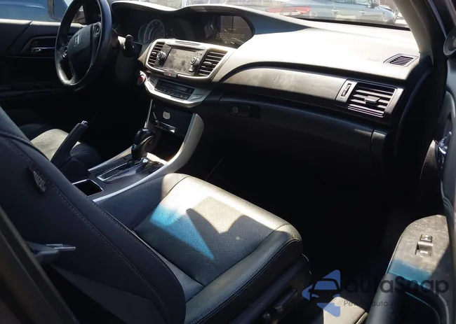 1HGCR2F89DA081724: 42761973