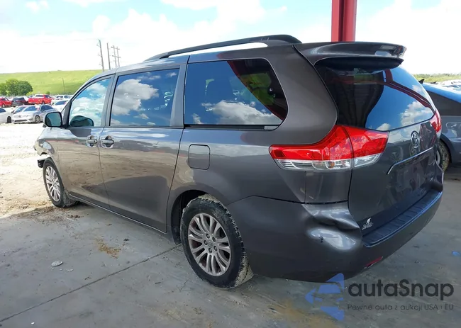 5TDYK3DC0ES440355: 42762012