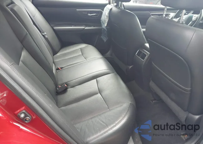 1N4AL3AP0EC115931: 42763043