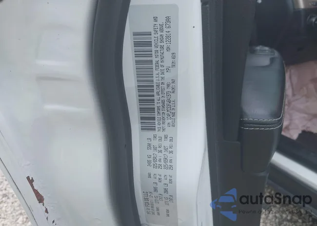 1C4PJMCS3FW641973: 42763351