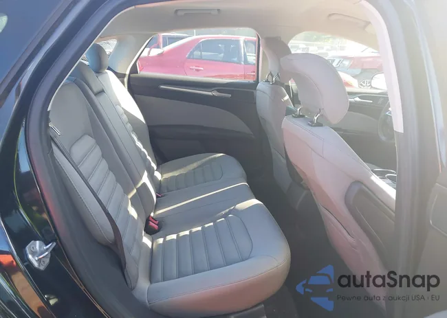 1FA6P0G76E5355392: 42763377