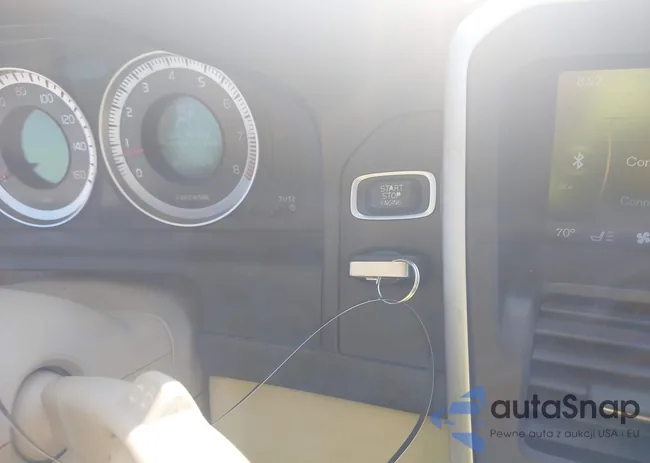 YV4902DZ8C2245484: 42763524