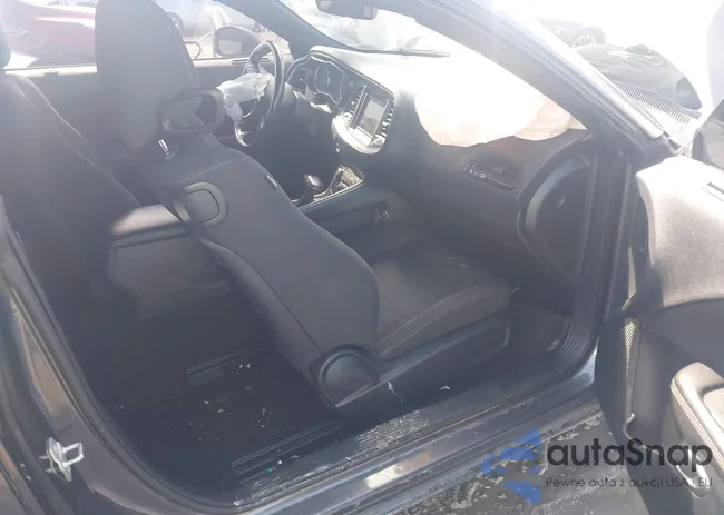 2C3CDZAG8KH752288: 42763635