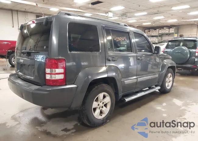 1J4PN5GK8AW133571: 42763641