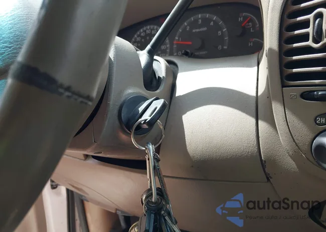 1FTRW08L92KB33562: 42762931