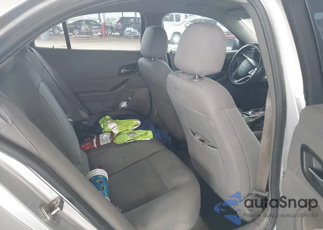 1G11B5SL9EF182586: 42762952