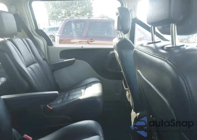 2A4RR8DG1BR630681: 42764165