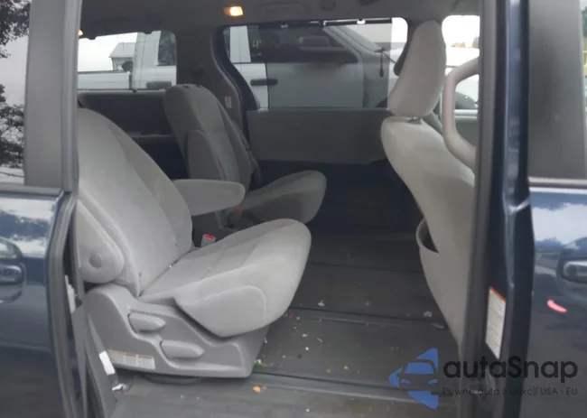 5TDJZ3DC6JS195665: 42764211