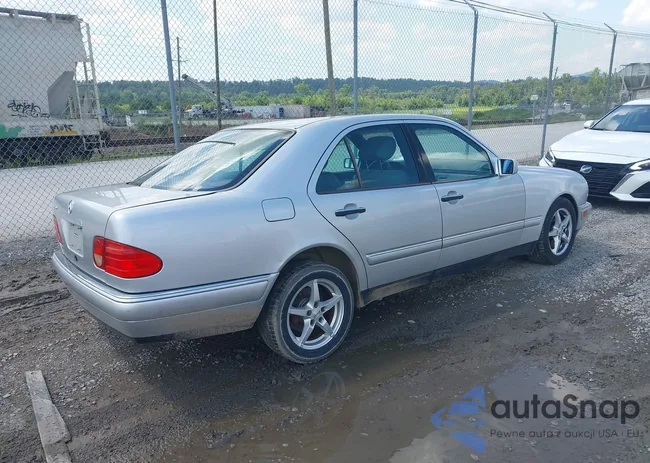 WDBJF70FXWA603071: 42764585