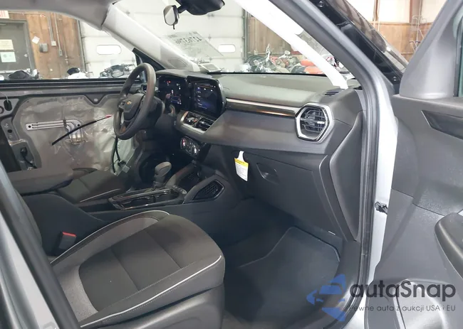 KL79MRSLXRB136478: 42763796