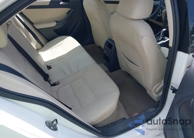 3VWDX7AJ9BM335056: 42763836