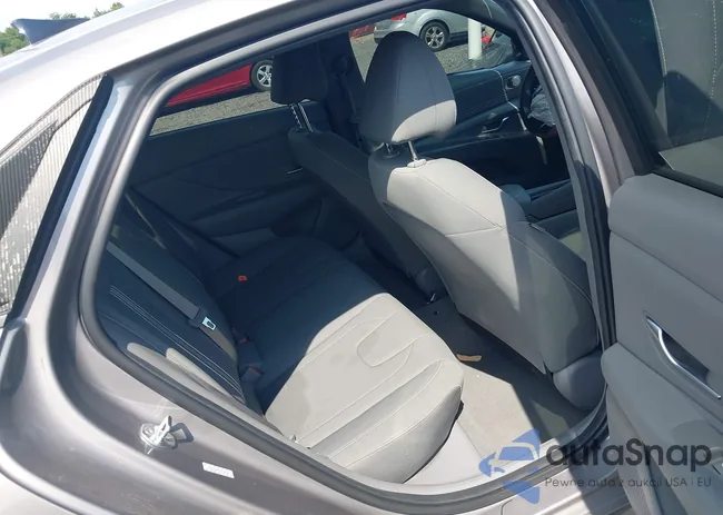 KMHLS4AG2NU319163: 42763907