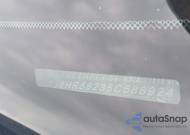 1J8HR58235C588924: 42765112