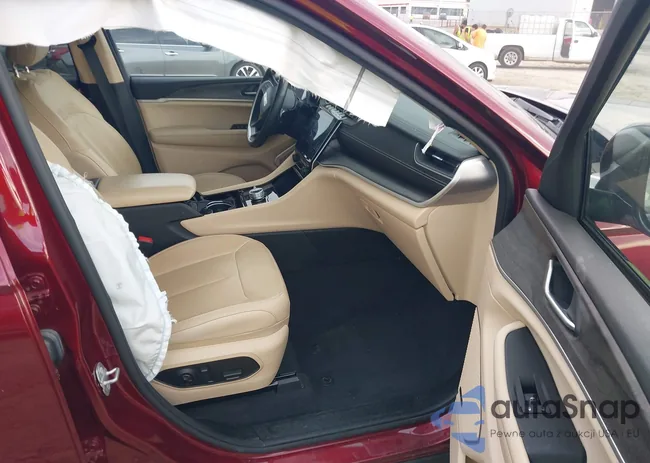 1C4RJKBGXM8211059: 42764651