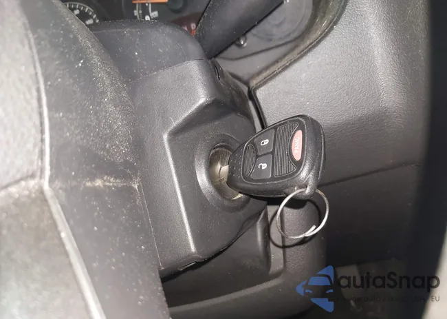 1C4NJRBB9ED592388: 42764792