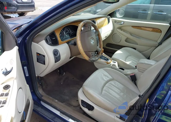 SAJEA51C54WD88553: 42764838