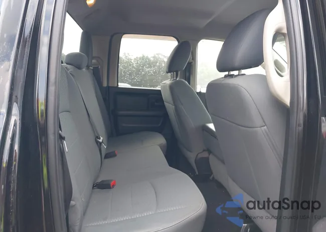 1C6RR7FT7ES338943: 42766204