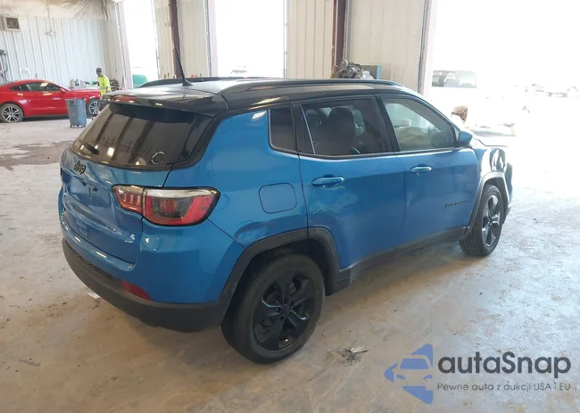 3C4NJDBB1JT313426: 42766345